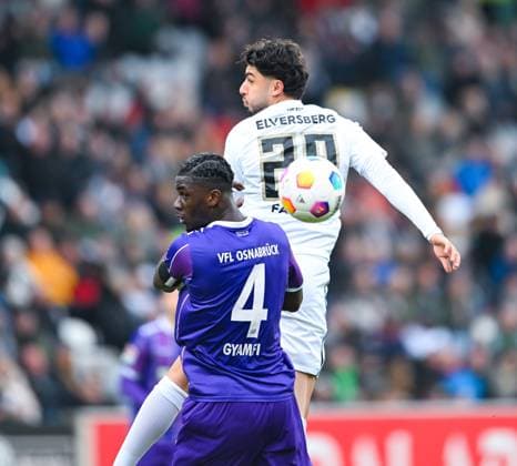 Germany, Spiesen Elversberg, 18 02 2024, Ursapharm Arena at Kaiserlinde, SV Elversberg vs VfL Osnabrueck 2 Bundesliga, Maxwell Gyamfi VfL Osnabrueck and Wahid Faghir SV Elversberg battle for the ball Spiesen Elversberg Ursapharm Arena at Kaiserlinde Saarland Germany eu-images-738