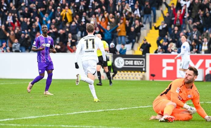Germany, Spiesen Elversberg, 18 02 2024, Ursapharm Arena at Kaiserlinde, SV Elversberg vs VfL Osnabrueck 2 Bundesliga, Paul Wanner SV Elversberg leaves the penalty arena after scoring Spiesen Elversberg Ursapharm Arena at Kaiserlinde Saarland Germany eu-images-738