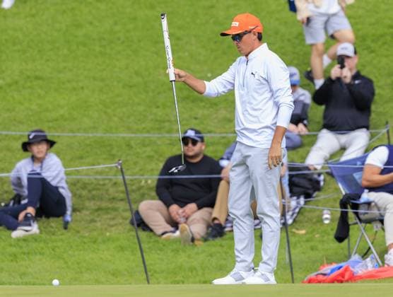 February 18, 2024, Pacific Palisades, California, USA: Rickie Fowler lines up his putt during the Final Round of the 2024 Genesis Invitational Golf Tournament on Sunday February 18, 2024 at the Riviera Country Club in Pacific Palisades, California. ARIANA RUIZ PI Pacific Palisades U.S - ZUMAp124 20240218_zaa_p124_026 Copyright: xArianaxRuizx