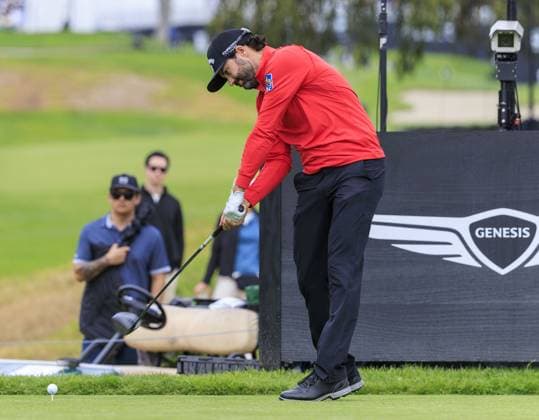 February 18, 2024, Pacific Palisades, California, USA: Adam Hadwin swings at the 15th tee during the Final Round of the 2024 Genesis Invitational Golf Tournament on Sunday February 18, 2024 at the Riviera Country Club in Pacific Palisades, California. ARIANA RUIZ PI Pacific Palisades U.S - ZUMAp124 20240218_zaa_p124_044 Copyright: xArianaxRuizx