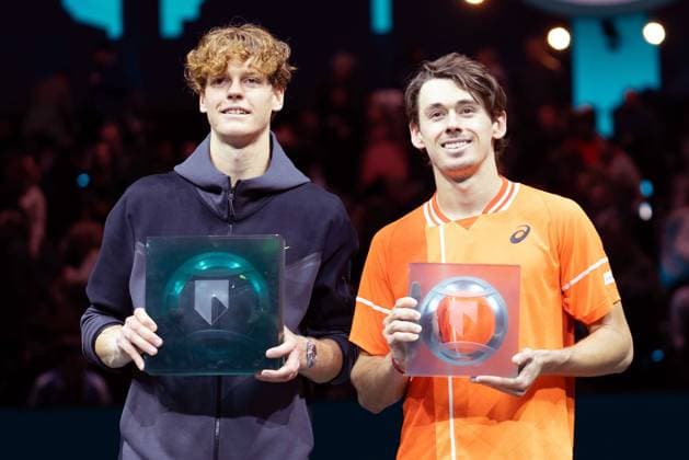 (240219) -- ROTTERDAM, Feb. 19, 2024 -- Italy s Jannik Sinner (L) poses with Australia s Alex de Minaur after the men s singles final at the ABN Amro Open ATP, Tennis Herren tournament, in Rotterdam, the Netherlands, Feb. 18, 2024. (Photo by Sylvia Lederer Xinhua) (SP)NETHERLANDS-ROTTERDAM-TENNIS-ABN AMRO OPEN ATP WangxXiangjiang 