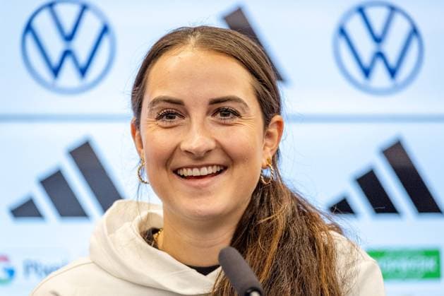 Sara Daebritz Germany smiling, GER, DFB, national womens soccer team, press conference, DFB Campus, 20 02 2024 GER, DFB, national womens soccer team, press conference, DFB Campus, 20 02 2024 Frankfurt Copyright: xEibner-Pressefoto FlorianxWieganx EP_FWD