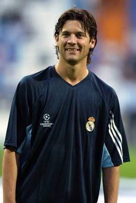 Onderwerp Subject: Real Madrid Champions League Reklame: Club Team Country: Real Madrid Seizoen Season: 2003 2004 FOTO PHOTO: Real Madrid s Santiago SOLARI MADRID NLD Content not available for redistribution in The Netherlands directly or indirectly through any third parties. Copyright: xBSRxAgencyx 03690916362C7809