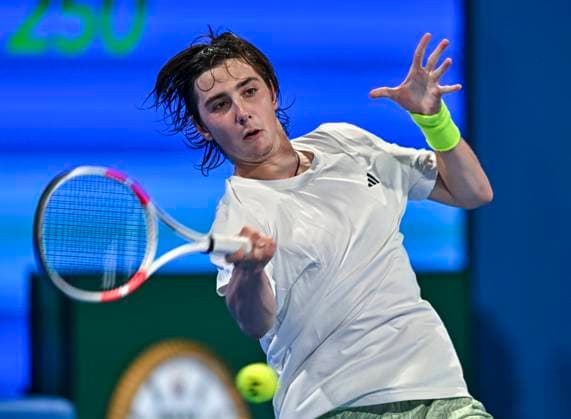 ATP, Tennis Herren Qatar Exxonmobil Open Tennis Tournament 2024 Alexander Shevchenko of Kazakhstan is playing against Richard Gasquet of France in his round of 32 singles match at the ATP Qatar ExxonMobil Open tennis tournament at the Khalifa International Tennis Complex in Doha, Qatar, on February 20, 2024. DOHA Qatar  Copyright: xNoushadxThekkayilx originalFilename:varittyakkal-atpqatar240220_npJLu.jpg