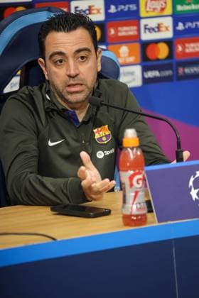 February 20, 2024, Napoli, Campania, ITALIA: 20 02 2024 Naples, pre-match press conference, PK, Pressekonferenz of the 2024 Champions League between Naples and Barcelona valid for the round of 16..In the picture: coach fc Barcellona Xavi Napoli ITALIA - ZUMAs236 20240220_aap_s236_028 Copyright: xFabioxSassox