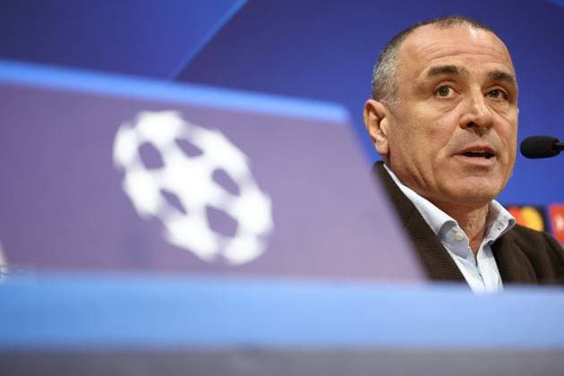 Foto Alessandro Garofalo LaPresse 20 febbraio 2024 Napoli, Italia calcio Champions League 2023 2024 - stadio Diego Armando Maradona conferenza stampa Barcelona Nella foto: Francesco Calzona allenatore (SSC Napoli); Febraury 20, 2024 Naples, Italy sport soccer Champions League 2023 2024 - Diego Armando Maradona stadium press conference, PK, Pressekonferenz Barcelona In the pic: Francesco calzona coach (SSC Napoli);  Copyright: xAlessandroxGarofalo LaPressex