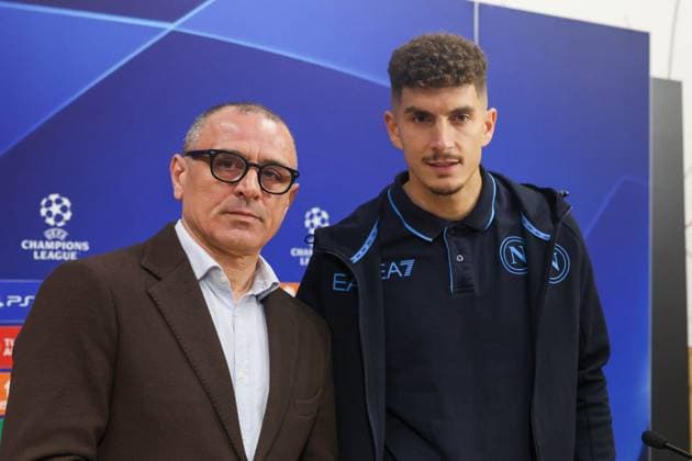 February 20, 2024, Napoli, Campania, ITALIA: 20 02 2024 Naples, pre-match press conference, PK, Pressekonferenz of the 2024 Champions League between Naples and Barcelona valid for the round of 16..In the picture: coach sec napoli Francesco Calzona Giovanni Di Lorenzo of SSC Napoli Napoli ITALIA - ZUMAs236 20240220_aap_s236_044 Copyright: xFabioxSassox