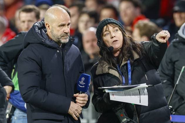 EINDHOVEN, 20-02-2024, Philips Stadium, UEFA Champions League season 2023 24, match between PSV and Borussia Dortmund, PSV coach Peter Bosz PSV - Borussia Dortmund  x24343733x Copyright: