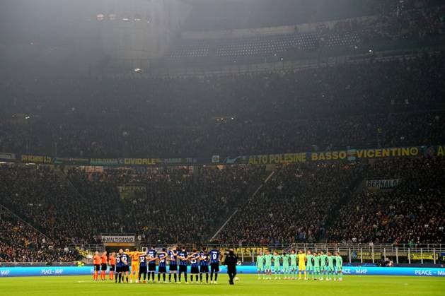 Fußball, CL, Inter Mailand - Atletico Madrid, Andreas Brehme Gedenken Foto Spada LaPresse 20 febbraio 2024 - Milano , Italia - calcio - Fc Inter Vs Atletico Madrid - Champions League 2023 2024 - Stadio San Siro Nella foto: minuto di silenzio per Andreas Brehme February 20 , 2024 Milan , Italy - sport, calcio - Fc Inter Vs Atletico Madrid - Champions League 2023 2024 - San Siro Stadium . In the pic : Andreas Brehme , minute of silence  Copyright: xSpada LaPressex