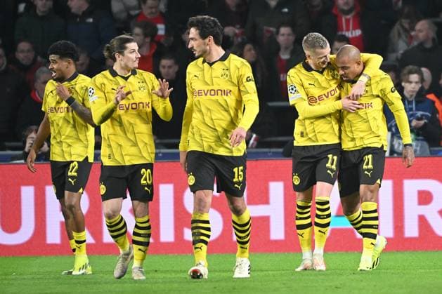 Eindhoven, Philips Stadion, 20 02 24, GER, Men, UEFA Champions League, Season 2023 2024, PSV Eindhoven Borussia Dortmund Picture Donyell MALEN Dortmund cheers after his goal to 0 1 Only for editorial use UEFA regulations prohibit any use of photographs as image sequences and or quasi video North Brabant Netherlands