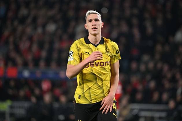 240220 UEFA CL Round of 16 PSV Eindhoven - Borussia Dortmund Nico Schlotterbeck of Borussia Dortmund pictured during a football game between PSV Eindhoven and Borussia Dortmund during the 1st leg of the Round of 16 in the UEFA Champions League 2023 - 2024 competition on February 20, 2024 in Eindhoven, The Netherlands. (Photo by Maarten Straetemans Isosport) EINDHOVEN The Netherlands  Copyright: xx 440791