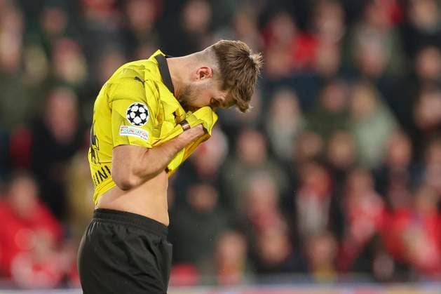 Niclas Fuellkrug Borussia Dortmund looks disappointed, UEFA Champions League 2023 2024 Round of 16 1st leg, PSV Eindhoven vs Borussia Dortmund, PSV Stadion, 20 02 2024, Eindhoven, Netherlands