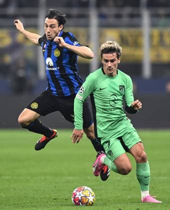 Db Milano 20 02 2024 - Champions League Inter-Atletico Madrid foto Daniele Buffa Image nella foto: Matteo Darmian-Antoine Griezmann 