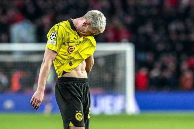 Julian Ryerson Borussia Dortmund BVB, 26 dissatisfied, disappointed disappointed after the match, NLD, PSV Eindhoven vs Borussia Dortmund BVB, UEFA Champions League 2023 24 Round of 16, first leg, 20 02 2024, NLD, PSV Eindhoven vs Borussia Dortmund BVB, UEFA Champions League 2023 24 Round of 16, first leg, 20 02 2024, Photo Eibner Pressefoto Gabriel Boia EIndhoven Copyright: xEibner-Pressefoto GabrielxBoiax EP_EER