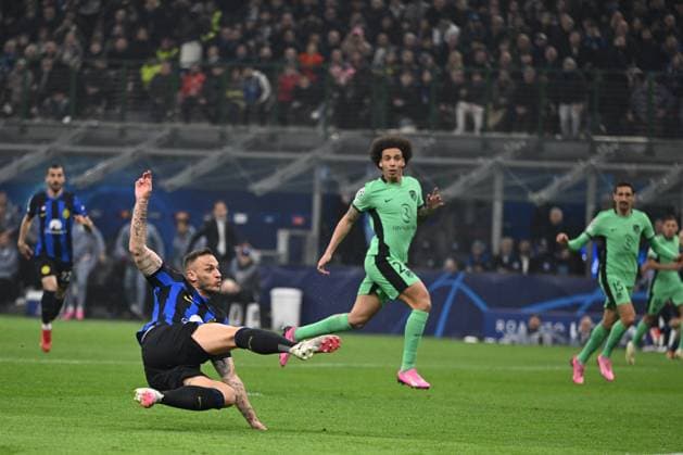 UEFA Champions League football match - Inter - FC Internazionale vs Atletico Madrid Marko Arnautovic of FC Inter during the UEFA Champions League match between Inter FC Internazionale and Club Atletico De Madrid, on 20 of February 2024, at Giuseppe Meazza San Siro Siro stadium in Milan, Italy. Photo Tiziano Ballabio Milan Italy  Copyright: xIPAxSport ABACAx