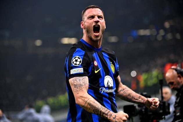 (240221) -- MILAN, Feb. 21, 2024 -- Inter Milan s Marko Arnautovic celebrates his goal during the UEFA Champions League Round of 16 1st leg match between Inter Milan and Atletico Madrid in Milan, Italy, Feb.20, 2024. (Photo by Xinhua) (SP)ITALY-MILAN-FOOTBALL-UEFA CHAMPIONS LEAGUE-INTER MILAN VS ATLETICO MADRID AlbertoxLingria 