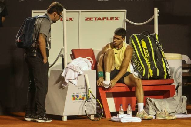 RIO DE JANEIRO (RJ), 20.02.2024 - International Tennis 10th Edition of the Rio Open Tennis - Alcaraz sprained his ankle and withdrew from the game,& xA;Spaniard Carlos Alcaraz faces Brazilian Thiago Monteiro on the main court Gustavo Kuerten, at the Joquei Club Brasileiro in Gavea, south of the city, this Tuesday (20). Rio de Janeiro Brasil Copyright: xFelipexDuestx