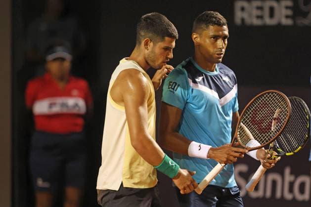 20th February 2024: Jockey Club, Brasileiro, Brazil: Rio Open Tennis tournament: Carlos Alcaraz (ESP) falls and injures his ankle against Thiago Monteiro (BRA) and had to retire from the match  ActionPlus12610837 DiaEsportivo