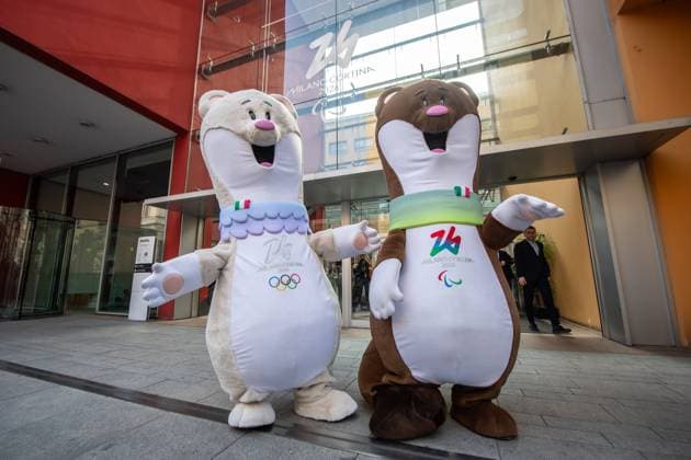 Milano Cortina 2026, Maskottchen Tina und Milo Sport Bilder des Tages Photo Claudio Furlan Lapresse 21-02-2024 Milan - News Mascot of the Milan Cortina 2026 Olympic and Paralympic Games at Deloitte s headquarters in via Tortona  Copyright: xClaudioxFurlan LaPressex