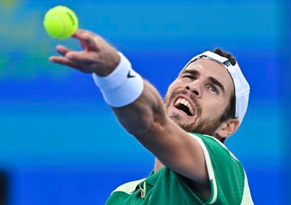 ATP, Tennis Herren Qatar Exxonmobil Open Tennis Tournament 2024 Karen Khachanov is playing against Fabian Marozsan of Hungary in his round of 16 singles match at the ATP Qatar ExxonMobil Open tennis tournament at the Khalifa International Tennis Complex in Doha, Qatar, on February 21, 2024. DOHA Qatar  Copyright: xNoushadxThekkayilx originalFilename:varittyakkal-atpqatar240221_npN8v.jpg