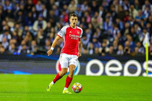FC Porto v Arsenal Champions League 21 02 2024. Jakub Kiwior (15) of Arsenal during the Champions League match between FC Porto and Arsenal at Estadio do Dragao, Porto, Portugal on 21 February 2024. Editorial use only , Copyright: xNigelxKeenex PSI-19079-0014