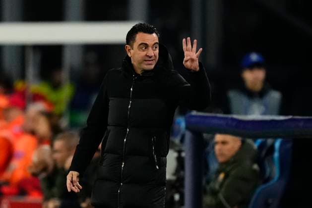 SSC Napoli v FC Barcelona, Barca Round of 16 First Leg - UEFA Champions League 2023 24 Xavi Hernandez head coach of Barcelona protest to referee during the UEFA Champions League 2023 24 round of 16 first leg match between SSC Napoli and FC Barcelona at Stadio Diego Armando Maradona on February 21, 2024 in Naples, Italy. Naples Italy  Copyright: xJosexBretonx originalFilename:breton-sscnapol240221_npsRU.jpg