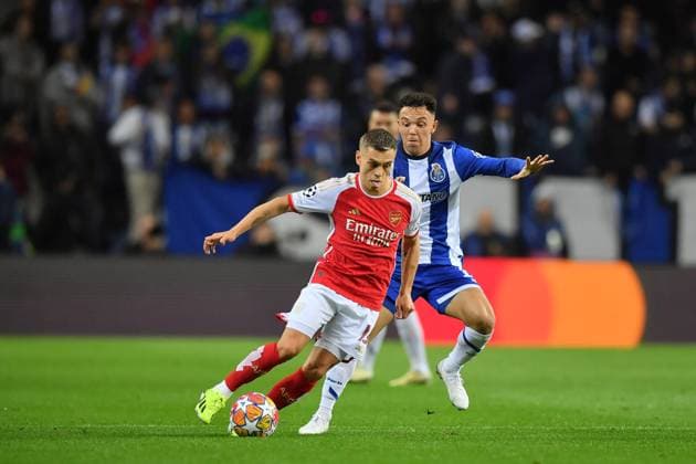 21st February 2024: Dragon Stadium, Porto, Portugal; Champions League football. FC Porto versus Arsenal FC: Pepe of Porto challenges Leandro Trossard of Arsenal  ActionPlus12610894 DanielxCastro