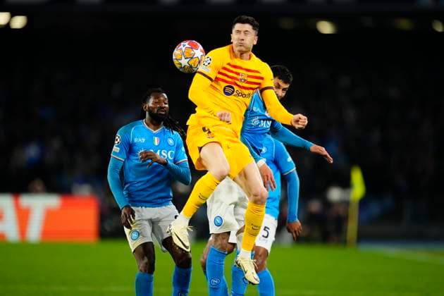 SSC Napoli v FC Barcelona, Barca Round of 16 First Leg - UEFA Champions League 2023 24 Robert Lewandowski centre-forward of Barcelona and Poland in action during the UEFA Champions League 2023 24 round of 16 first leg match between SSC Napoli and FC Barcelona at Stadio Diego Armando Maradona on February 21, 2024 in Naples, Italy. Naples Italy  Copyright: xJosexBretonx originalFilename:breton-sscnapol240221_nphJT.jpg