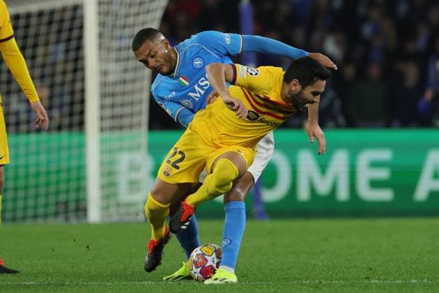 Juan Jesus (SSC Napoli), & x130;lkay Gundogan FC Barcelona, Barca battle for the ball during the UEFA CHAMPIONS LEAGUE soccer match between NAPOLI and BARCELLONA at Diego Armando Maradona Stadium in Naples, Italy - Wednesday, February 21, 2024. ( Alessandro Garofalo LaPresse )  Copyright: xAlessandroxGarofalo LaPressex