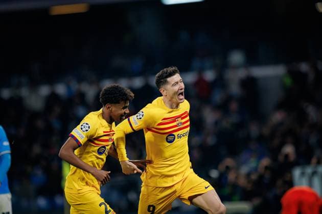 Robert Lewandowski celebrates after scoring goal during UEFA Champions League 23 24 game between SSC Napoli and FC Barcelona, Barca at Stadio Diego Armando Maradona, Naples, Italy. (Maciej Rogowski) Naples Stadio Diego Armando Maradona Italy Copyright: xMaciejxRogowskix napolibarcelonafull-69