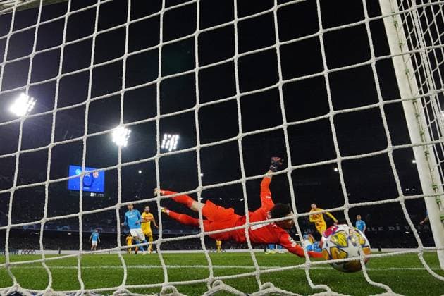 in action during the UEFA CHAMPIONS LEAGUE soccer match between NAPOLI and BARCELLONA at Diego Armando Maradona Stadium in Naples, Italy - Wednesday, February 21, 2024. ( Alessandro Garofalo LaPresse )  Copyright: xAlessandroxGarofalo LaPressex