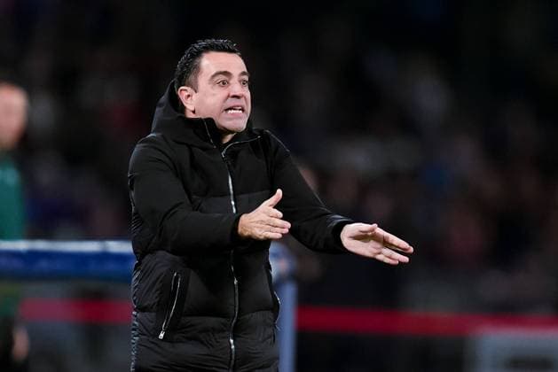 Xavi Hernandez head coach of FC Barcelona, Barca gestures during the Uefa Champions League match between SSC Napoli and FC Barcelona at Stadio Diego Armando Maradona Naples Italy on 21 February 2024. Naples Stadio Diego Armando Maradona Naples Italy Copyright: xPhotoxSportxPicsx SP24-860-012