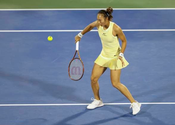 Qinwen Zheng, Dubai Duty Free Tennis Championships, Dubai, U A E Tennis Dubai Tennis Championships 2024 WTA Dubai Duty Free Tennis Stadium Dubai United Arab Emirates 22 February 2024 Copyright: xJuergenxHasenkopfx