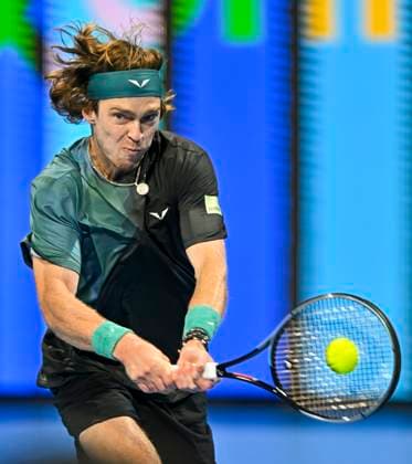 ATP, Tennis Herren Qatar Exxonmobil Open Tennis Tournament 2024 Andrey Rublev is playing in his quarterfinal singles match against Jakub Mensik from the Czech Republic at the ATP Qatar ExxonMobil Open tennis tournament at the Khalifa International Tennis Complex in Doha, Qatar, on February 22, 2024. DOHA Qatar  Copyright: xNoushadxThekkayilx originalFilename:varittyakkal-atpqatar240222_np8mA.jpg
