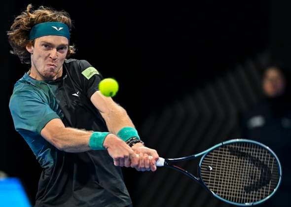 ATP, Tennis Herren Qatar Exxonmobil Open Tennis Tournament 2024 Andrey Rublev is playing in his quarterfinal singles match against Jakub Mensik from the Czech Republic at the ATP Qatar ExxonMobil Open tennis tournament at the Khalifa International Tennis Complex in Doha, Qatar, on February 22, 2024. DOHA Qatar  Copyright: xNoushadxThekkayilx originalFilename:varittyakkal-atpqatar240222_npKXk.jpg