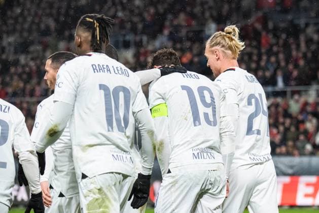 Joie des joueurs du Milan AC aprÃ s le but de Luka Jovic (AC Milan) FOOTBALL : Stade Rennais x AC Milan - Ligue Europa - Barrage retour - 22 02 2024 BaptisteAutissier Panoramic 