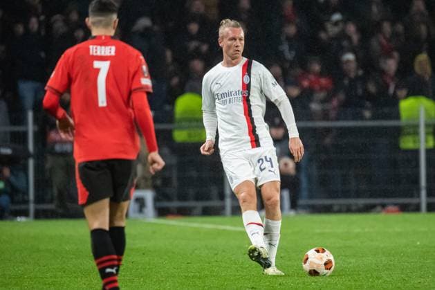 Simon Kjaer (AC Milan) FOOTBALL : Stade Rennais x AC Milan - Ligue Europa - Barrage retour - 22 02 2024 BaptisteAutissier Panoramic 