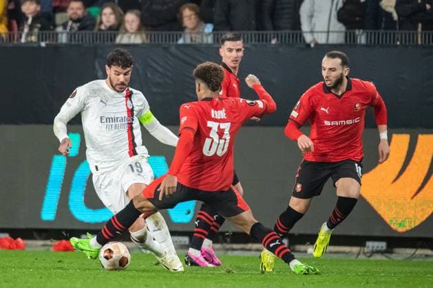 Theo Hernandez (AC Milan) FOOTBALL : Stade Rennais x AC Milan - Ligue Europa - Barrage retour - 22 02 2024 BaptisteAutissier Panoramic 