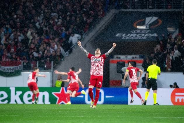 Lukas Kuebler SC Freiburg, 17 and team celebrate the goal for 2 2, GER, SC Freiburg vs RC Lens, Football UEFA Europa League, Playoff Intermediate Round second leg, 2023 2024 season, 22 02 2024 GER, SC Freiburg vs RC Lens, Football UEFA Europa League, Playoff Intermediate Round second leg, 2023 2024 season, 22 02 2024 Freiburg Copyright: xEibner-Pressefoto Memmlerx EP_MMR