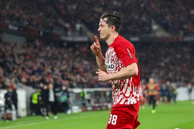 Goal celebration for Michael Gregoritsch SC Freiburg, 38 after his goal for 3 2 , Football, UEFA Europa League, Play off 2 match, 2023 2024, SC Freiburg vs RC Lens, 22 02 2024, Europa Park Stadion , Freiburg im Breisgau, Germany Freiburg im Breisgau Europa Park Stadion Baden Wuerttemberg Germany Copyright: xGrantxHubbsx