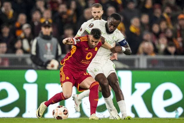 UEFA Europa League: AS Roma v Feyenoord Rome - Stephan El Shaarawy of AS Roma, Lutsharel Geertruida of Feyenoord during the 2nd leg of the UEFA Europa League Knockout Round Play-offs between AS Roma v Feyenoord at Stadio Olympico on 22 February 2024 in Rome, Italia. Copyright: xTomxBodex