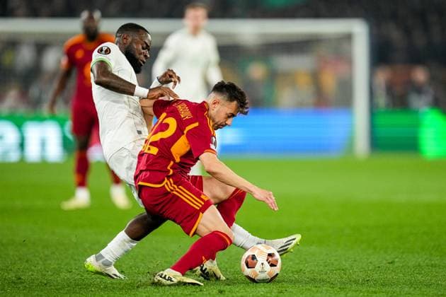 UEFA Europa League: AS Roma v Feyenoord Rome - Lutsharel Geertruida of Feyenoord, Stephan El Shaarawy of AS Roma during the 2nd leg of the UEFA Europa League Knockout Round Play-offs between AS Roma v Feyenoord at Stadio Olympico on 22 February 2024 in Rome, Italia. Copyright: xYannickxVerhoevenx