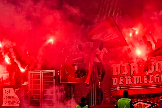 Supporters du Benfica FOOTBALL : Toulouse vs Benfica - 16eme de Finale Match Retour Europa League - Toulouse - 22 02 2024 ThierryBreton Panoramic 