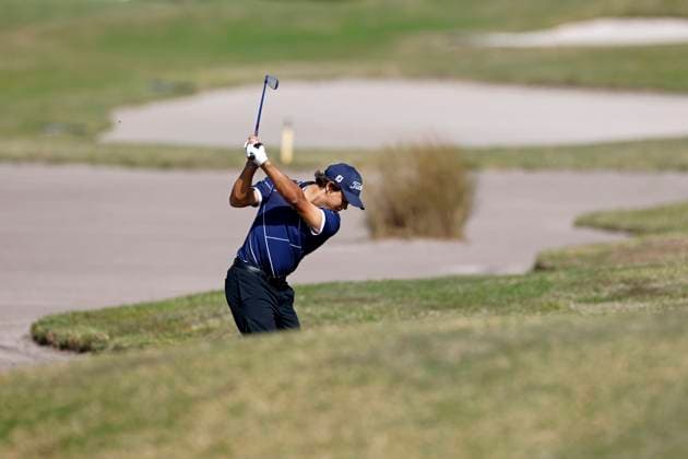 HOBE SOUND, FL - FEBRUARY 22: Charlie Woods, son of Tiger Woods, hits from a fairway bunker during pre-qualifying for The Cognizant Classic in The Palm Beaches at Lost Lake Golf Club on February 22, 2024 in Hobe Sound, Florida. (Photo by Joe Robbins Icon Sportswire) GOLF: FEB 22 PGA, Golf Herren Cognizant Classic Pre-Qualifying EDITORIAL USE ONLY Icon573240222004