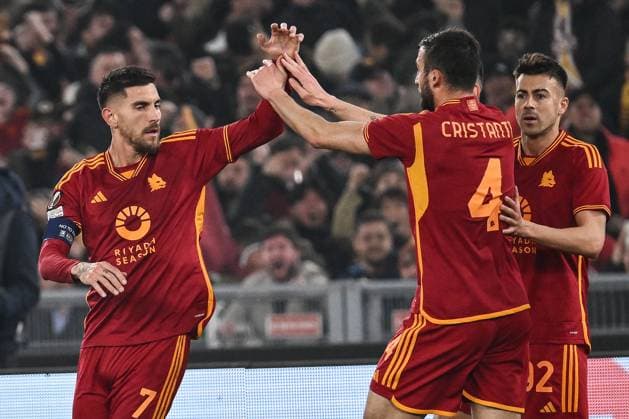 Dc Roma 22 02 2024 - Europa League Roma-Feyenoord foto Domenico Cippitelli Image nella foto: esultanza gol Lorenzo Pellegrini 