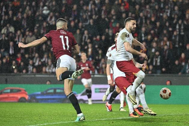 L-R Indrit Tuci (Sparta) scores during the Europa League 2nd round return leg match AC Sparta Prague vs Galatasaray Istanbul, Prague, February 22, 2024. (CTKxPhoto MichalxKamaryt) CTKPhotoP2024022209833  CTKPhotoP2024022209833