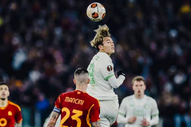 UEFA Europa League As Roma vs Feyenoord Rotterdam Feyenoord s Japanese forward Ayase Ueda controls the ball during the UEFA Europa League match Knockout Round Play-offs Second Leg As Roma vs Feyenoord Rotterdam at Olimpico Stadium on February 22, 2023, in Rome. ABPH9901_1 Copyright: xAntonioxBalascox