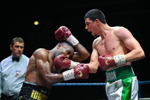 Bilder des Jahres 2024, Sport 02 Feburar Sport Themen der Woche KW08 Sport Bilder des Tages Mustapha Zaoche ( France ) vs Idriss Dogbegan ( France ) during a fight at Le Zenith on February 22, 2024 in Paris, France. ( Photo by federico pestellini panoramic ) - BOXE : Gala Samake Promotion - Paris - 22 02 2024 FedericoPestellini Panoramic 