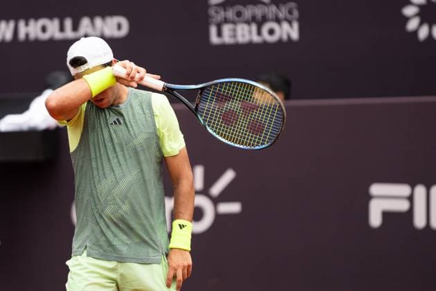 (240223) -- RIO DE JANEIRO, Feb. 23, 2024 -- Jaume Antoni Munar Clar of Spain reacts during the round 16 match against Thiago Seyboth Wild of Brazil at the 2024 ATP500 Rio Open at Jockey Club Brasileiro in Rio de Janeiro, Brazil, Feb. 22, 2024. ) (SP)BRAZIL-RIO DE JANEIRO-TENNIS-ATP500-RIO OPEN WangxTiancong 