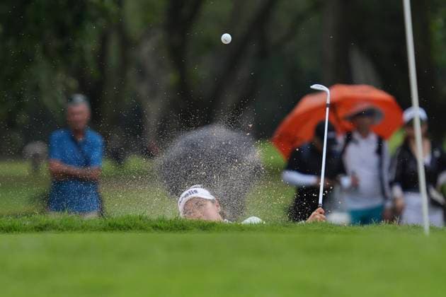 Honda LPGA, Golf Damen Thailand 2024 Round 2 Jenny Shin from South Korea is playing her bunker shot during the second round of the Honda LPGA Thailand 2024 at Siam Country Club Old Course in Chonburi, Thailand, on February 23, 2024. Chonburi Thailand  Copyright: xVachiraxVachirax originalFilename:kalong-notitle240223_npmhw.jpg